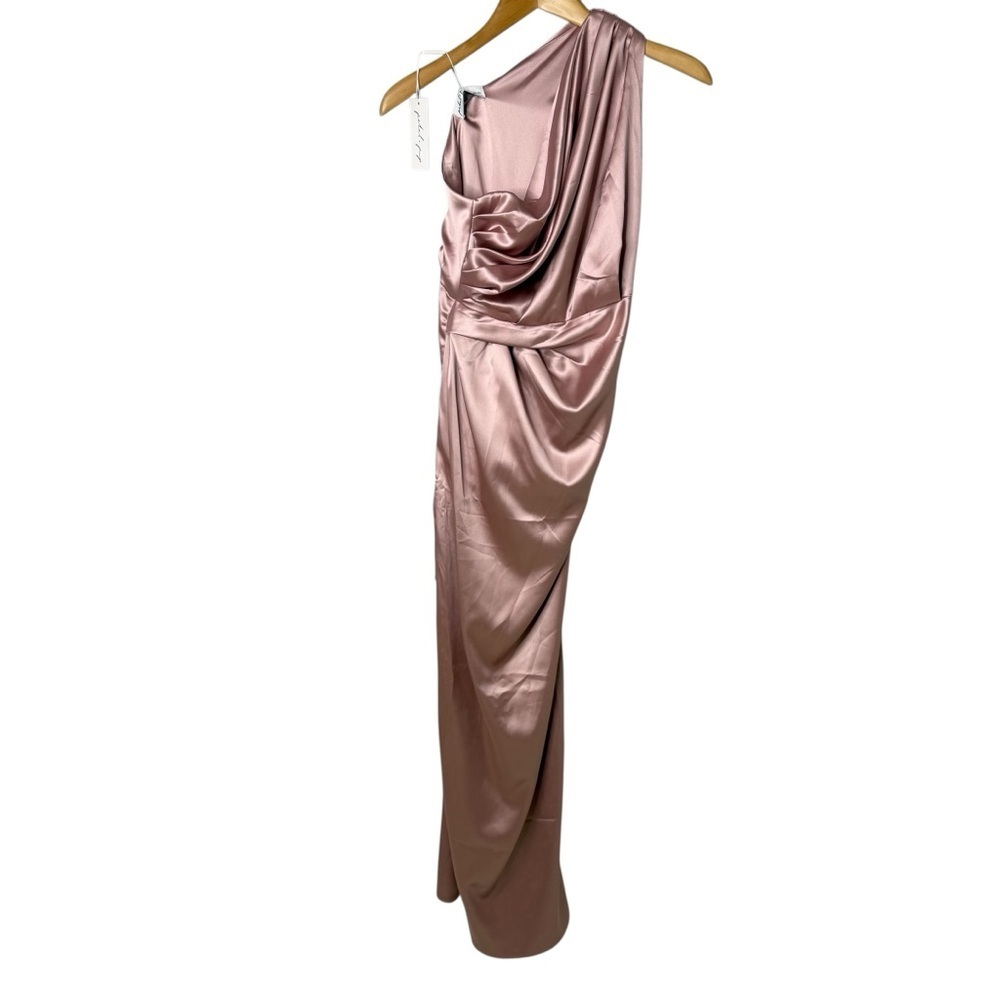 Petal and Pup Nadia one Shoulder Maxi Dress Dusty Rose Size 2 Satin Side Slit - Picture 3 of 9
